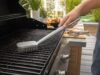 Grillbürste aus Edelstahl als unverzichtbares Zubehör für BBQ, Grillen, Smoken und die Outdoorküche