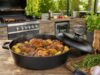Gusspfanne mit Deckel als unverzichtbares Zubehör für BBQ, Grillen, Smoken und die Outdoorküche