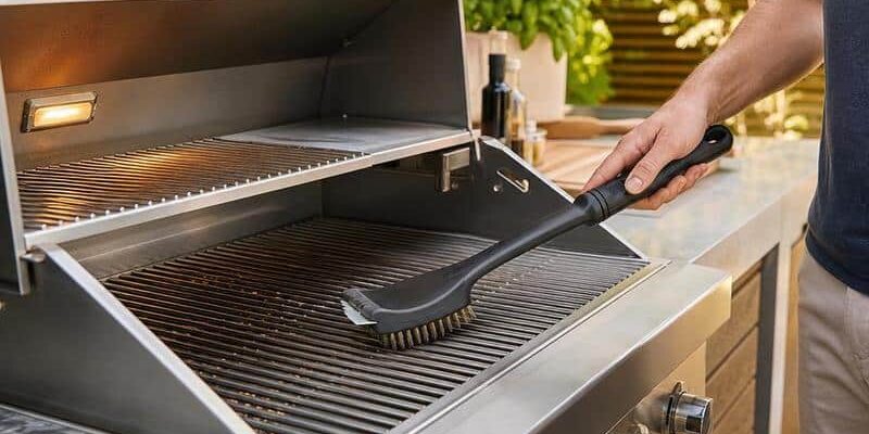 Grillbürste Edelstahlrost: sinnvolles Zubehör für BBQ, Grillen, Smoken und die Outdoorküche