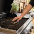Grillreiniger Spray als unverzichtbares Zubehör für BBQ, Grillen, Smoken und die Outdoorküche